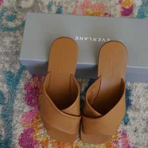 (New) EVERLANE The Day Crossover Sandal